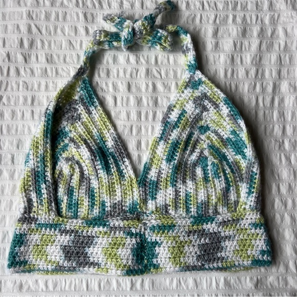 Hand Made Crochet Halter Crop Top, S - Picture 2 of 5